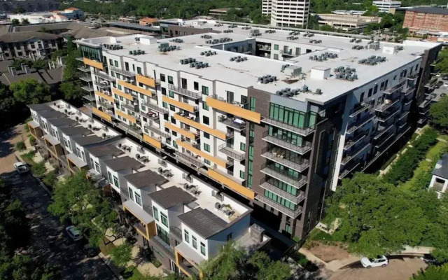 The Hayworth Apartments By Barsala