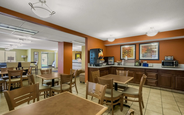 Americas Best Value Sandman Inn