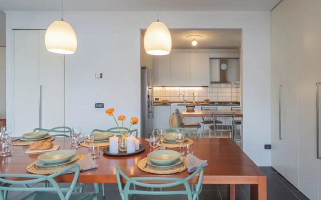 Besana 9 On the Lake - Private Garden & Parking by Rent all Como