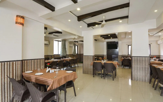 FabHotel Chetan Executive Hadapsar by OYO Rooms