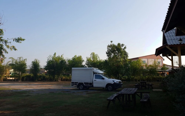 Benjapirom Private House