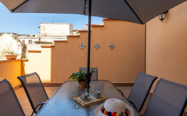 Kalsa Apartment With Terrace by Wonderful Italy
