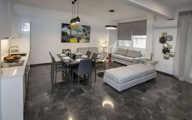 Unique Apartment near Acropolis by GHH