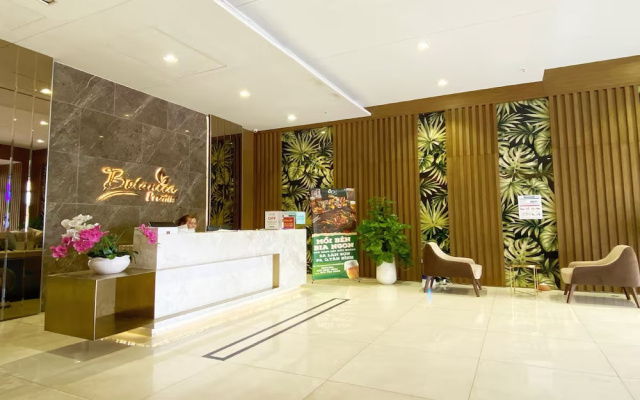 LaLa Botanica Premier Residence