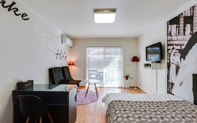 Yangyang Seorak Spa Herbvill Pension