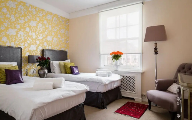 2-bed 2-bath in the Heart of London
