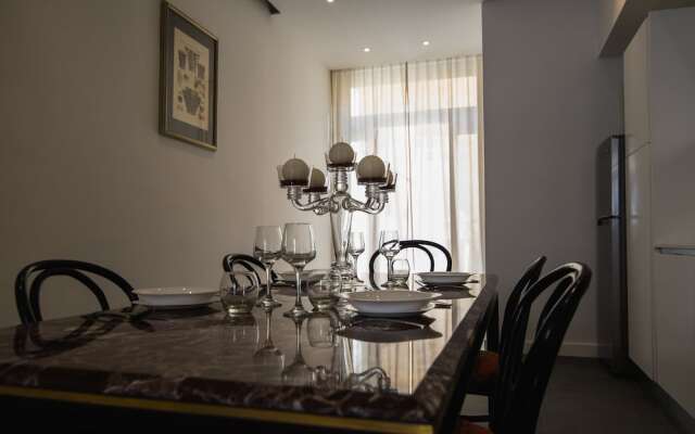 U Collection Townhouse