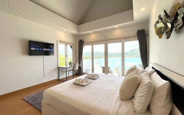 Moonlight Panorama Ocean Villas by RESAVA