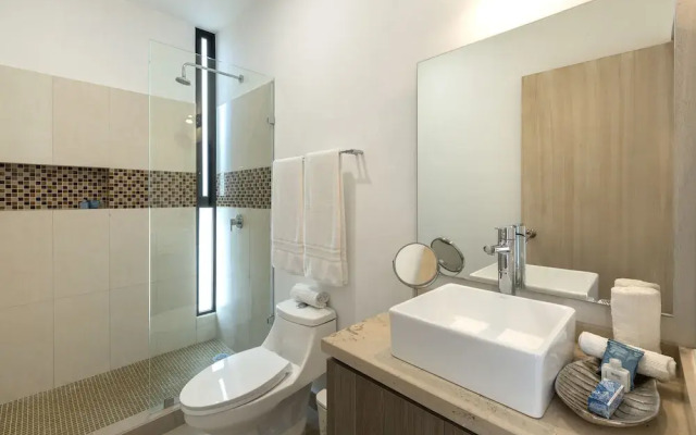 Velas Condos 2