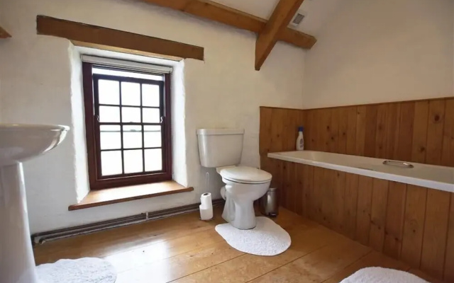Panteurig Farmhouse