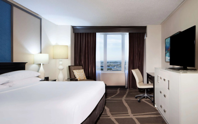 Hilton St. Petersburg Bayfront