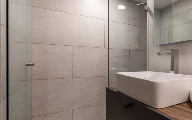 Casai Roma 1 BR Cozy Condo