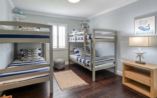 Golden Mile Beach Retreat