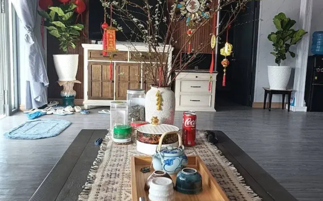 Ruby House, 3 Bedroom Apartment, Beachside