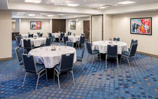 Hampton Inn & Suites by Hilton Halifax - Dartmouth