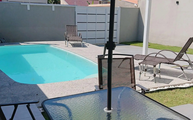 Linda Casa Com Piscina Churrasqueira Wifi Em Massaguaçu Caragua