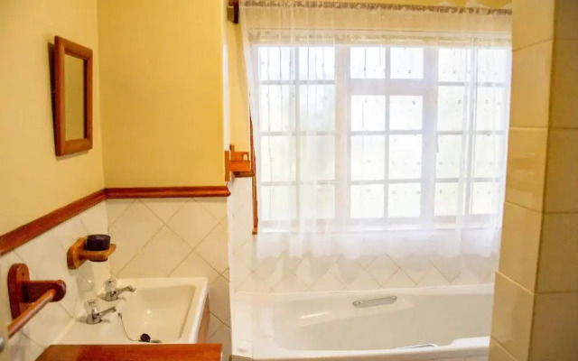 Deo Gratia Guest House (B&B and Self Catering)