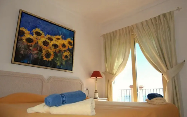 Nerja Spain Flats - V6 Tamango Hill