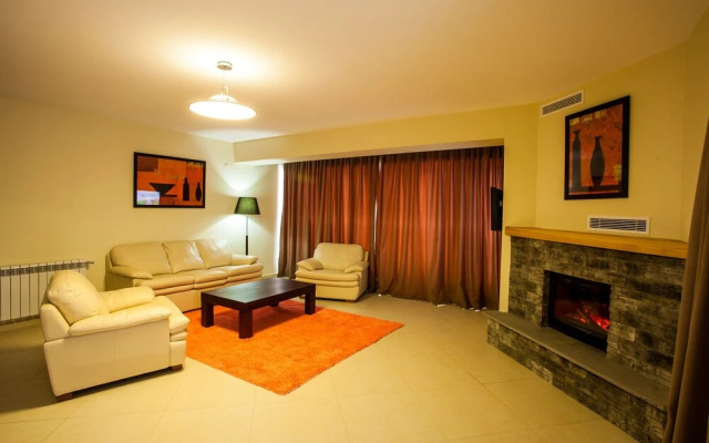 Crystal Hill Villas
