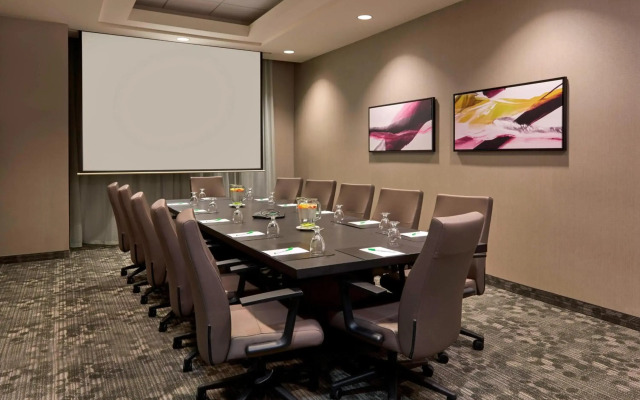 Courtyard by Marriott Kingston Highway 401/Division Street