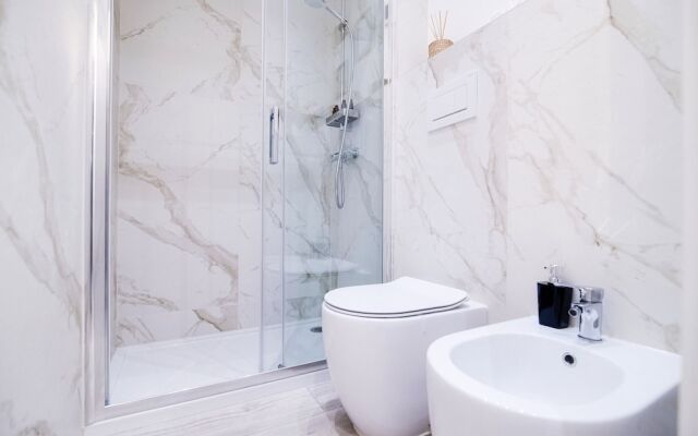 MyHomeInComo - S&O Apartment