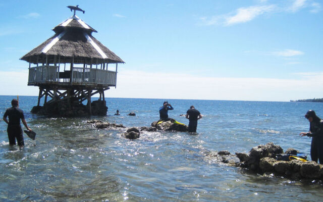 Paseo Del Mar Dive Resort