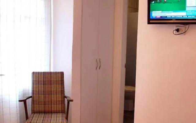 Aki Hotel
