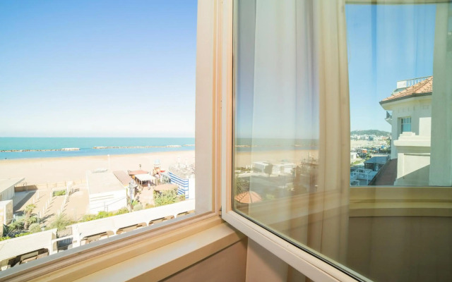 Hotel Carducci 76