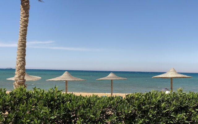 Manara Beachfront Chalet