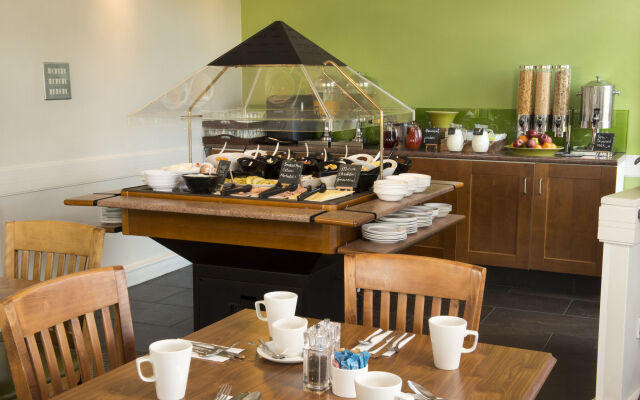 Holiday Inn Basildon by IHG