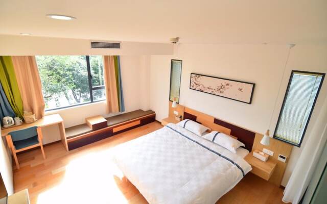 Ease Hostel