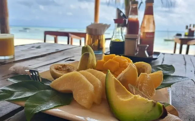 Aluna Beach Apartments
