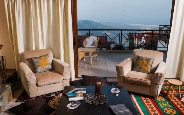 Traditional Luxury Villa Armonia