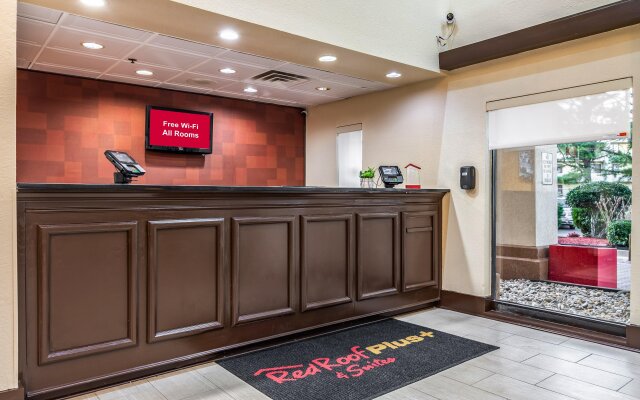 Red Roof Inn PLUS+ & Suites Atlanta Airport South