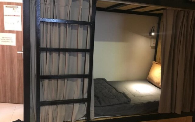 Wanderlust Saigon Hostel