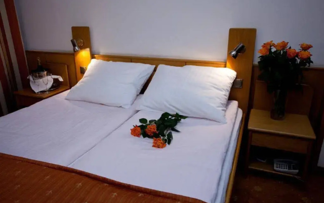Hotel Karat