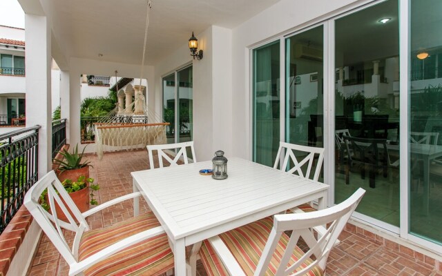 Gaviotas by Playa Moments