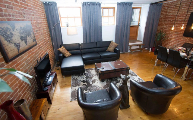LikeAHotel - Les McGill, Vieux Montreal