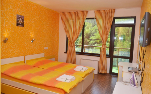 Къща за гости Суни Транс