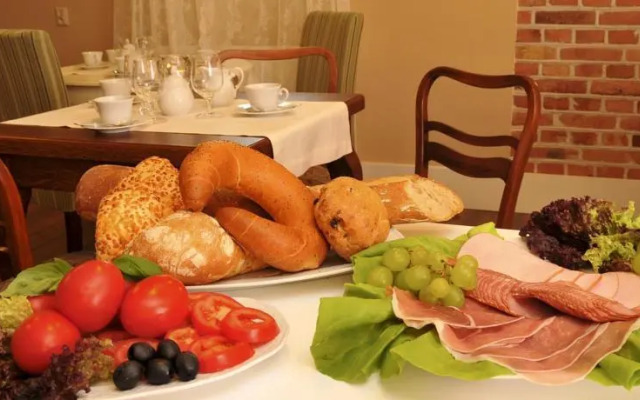 American House Hennela