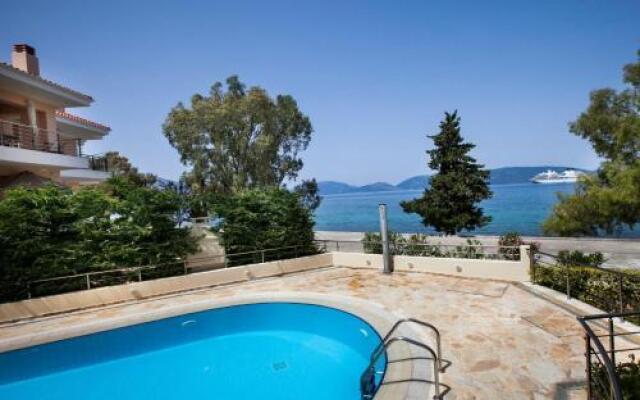 Aparthotel 5 Stars Karavomylos