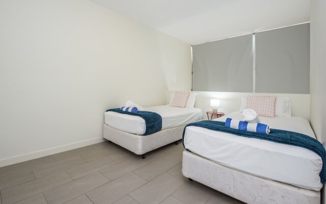 1 Bright Point Apartment 4303