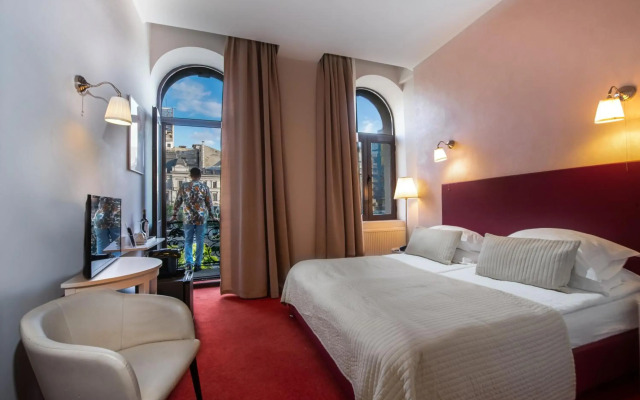 Hotel Capitol