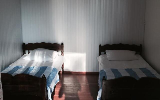 Mari Guest House