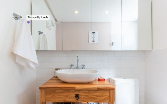 Apartamento com vaga e ótima localização | Itaim Bibi