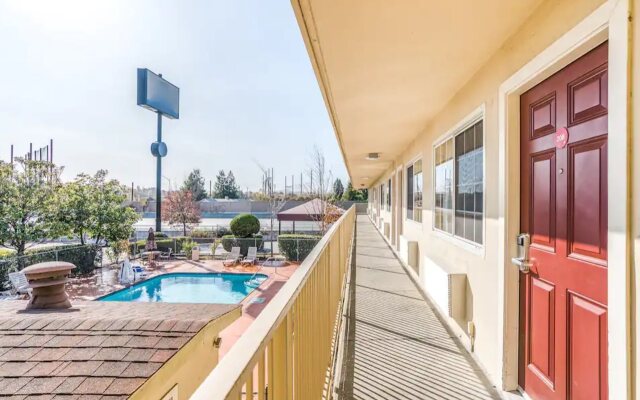 Americas Best Value Inn Petaluma