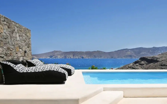 Sea Breeze Panormos