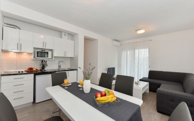 Luxury vir