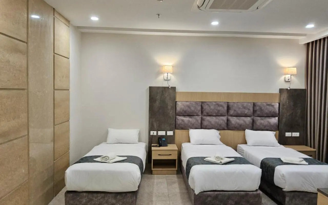 Angel Hotel