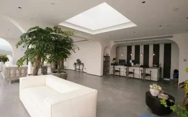Xihui Cliff Hotel ，Shengsi